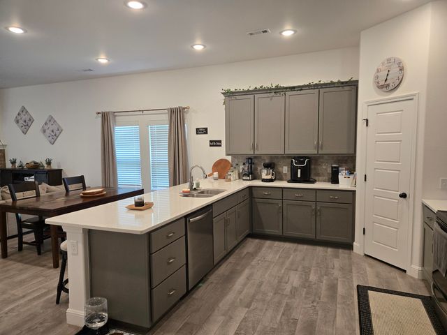 335 Swaden Lane, Webb City, MO 64870