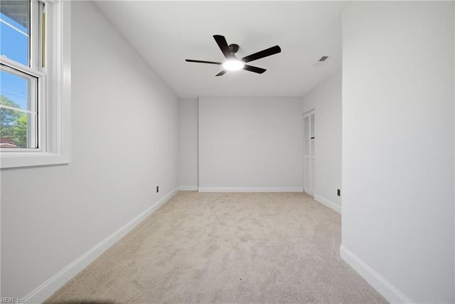 302 Chandler Harper DR, Portsmouth, VA 23701