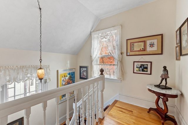 27 Haynes Ct, Leominster, MA 01453