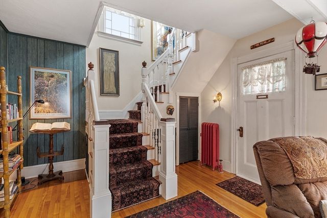 27 Haynes Ct, Leominster, MA 01453