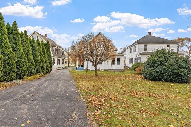 27 Haynes Ct, Leominster, MA 01453