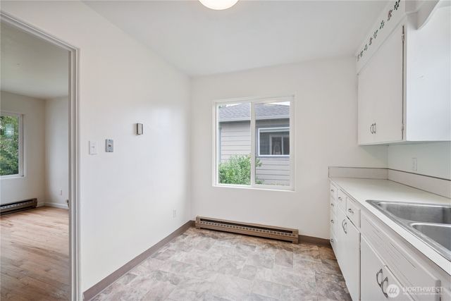 1034 16th Avenue, Longview, WA 98632