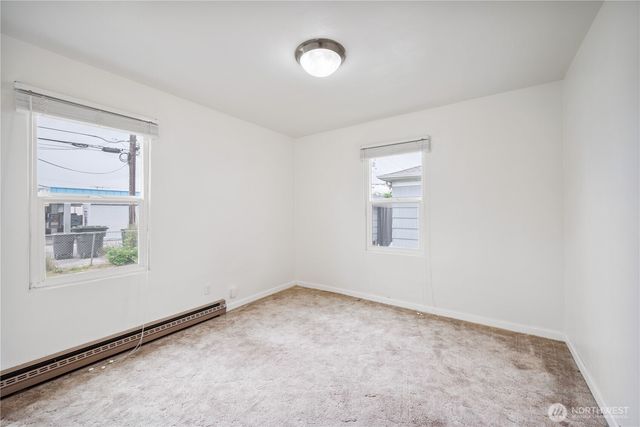 1034 16th Avenue, Longview, WA 98632