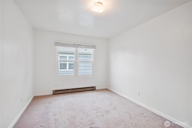 1034 16th Avenue, Longview, WA 98632