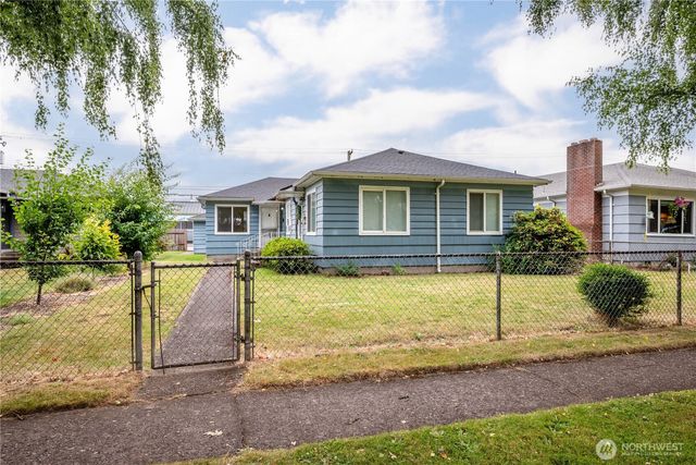 1034 16th Avenue, Longview, WA 98632