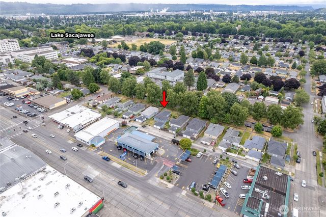 1034 16th Avenue, Longview, WA 98632