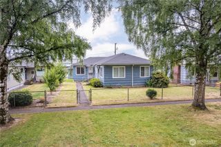 1034 16th Avenue, Longview, WA 98632