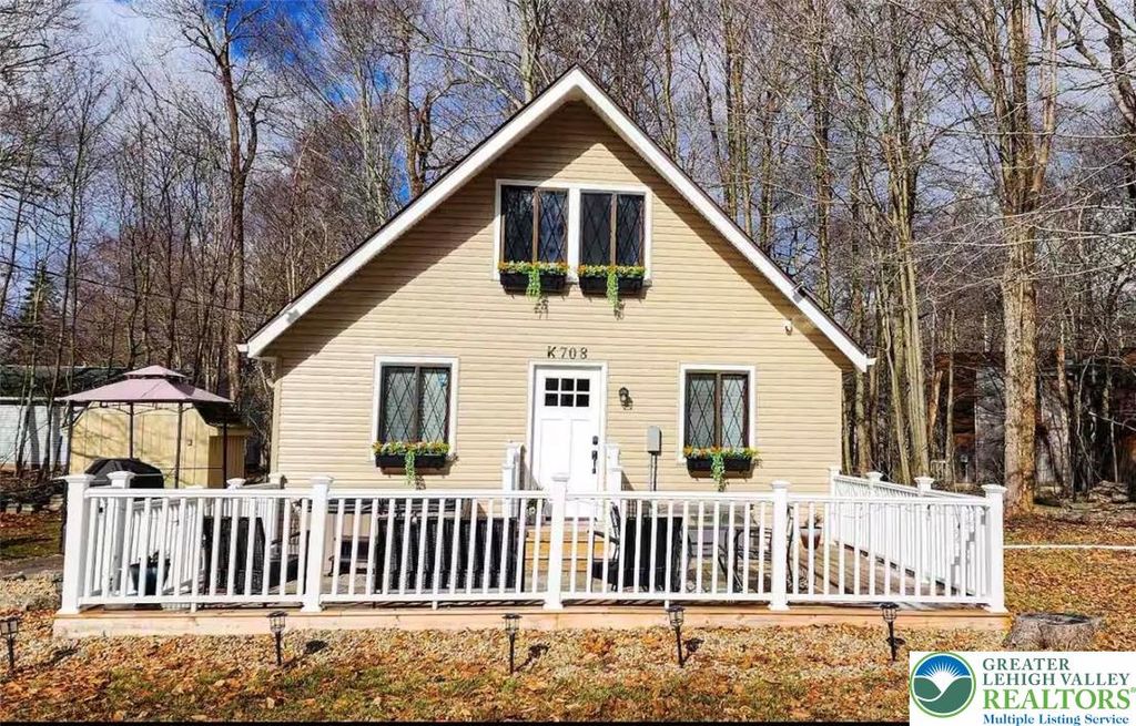 1697 Aspen Terrace, Coolbaugh Twp, PA 18466