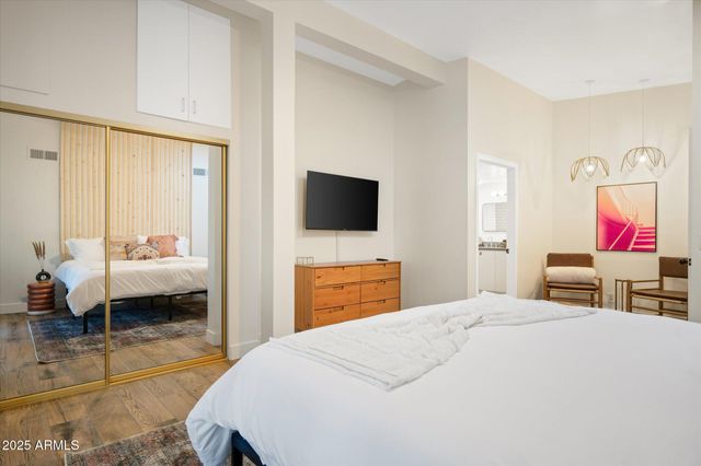 2307 N 51ST Place, Phoenix, AZ 85008