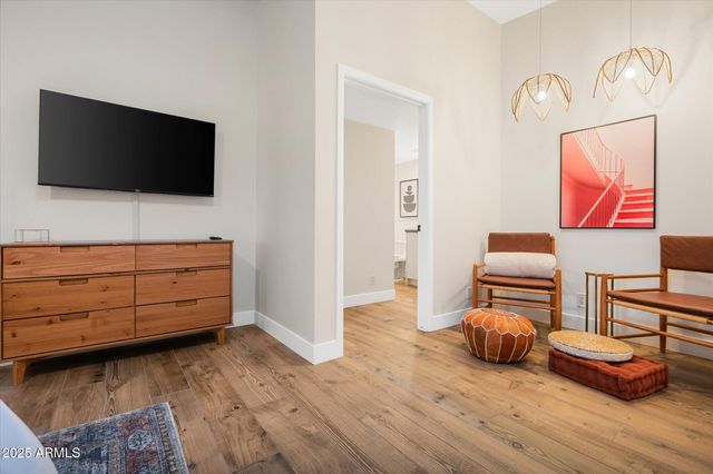 2307 N 51ST Place, Phoenix, AZ 85008