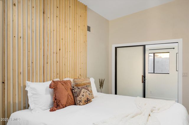 2307 N 51ST Place, Phoenix, AZ 85008