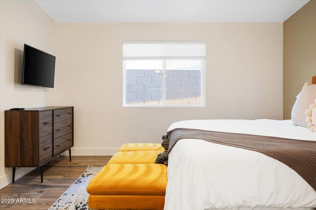 2307 N 51ST Place, Phoenix, AZ 85008