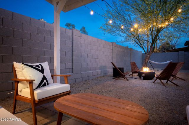 2307 N 51ST Place, Phoenix, AZ 85008