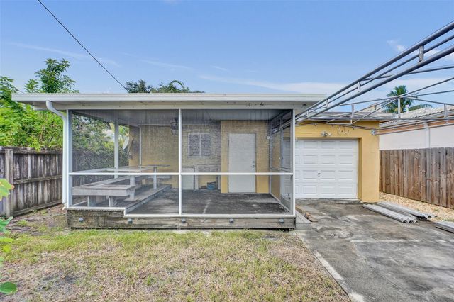 1626 Tyler St, Hollywood, FL 33020