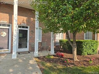 45565 Heather Ridge Drive, Macomb Township, MI 48044