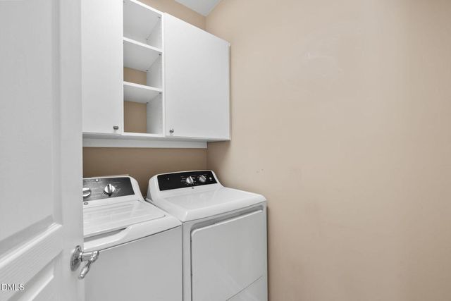 727 Hornchurch Loop, Cary, NC 27519