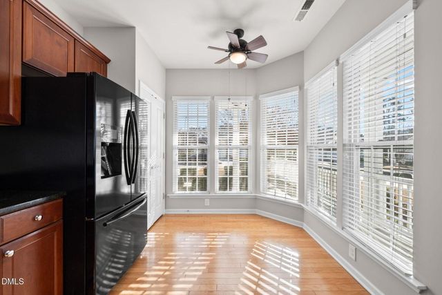 727 Hornchurch Loop, Cary, NC 27519