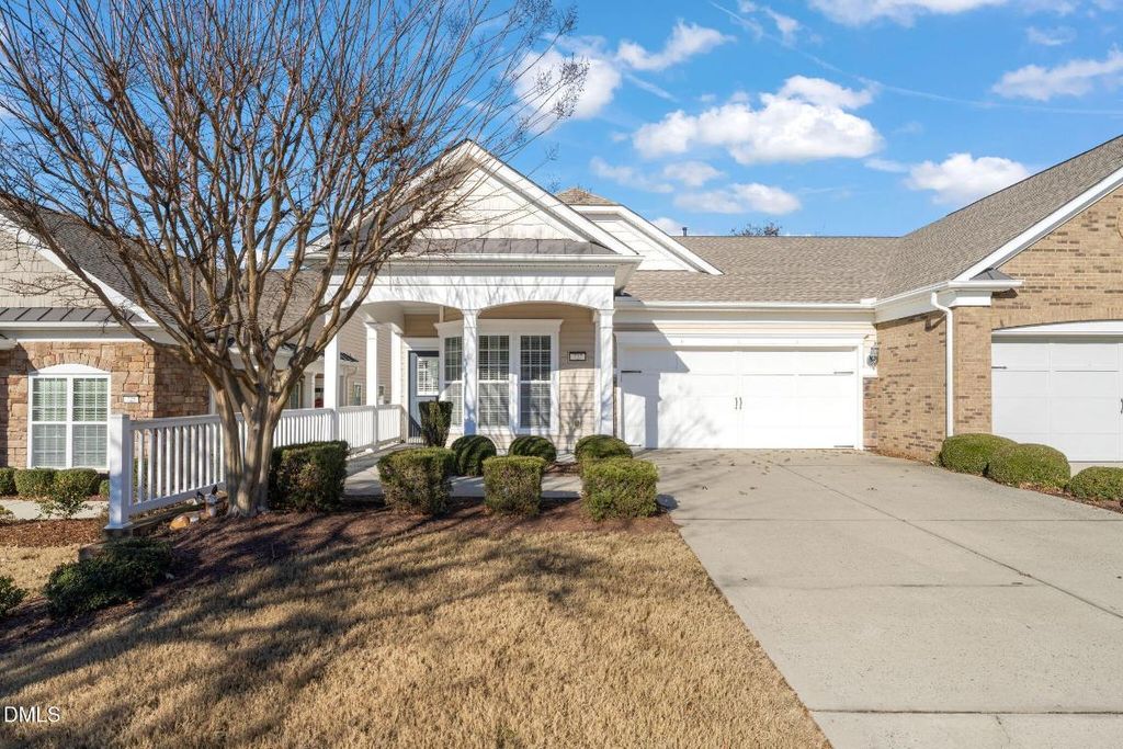 727 Hornchurch Loop, Cary, NC 27519