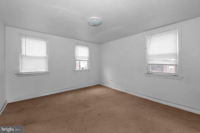 4208 FOOTE ST NE, Washington, DC 20019