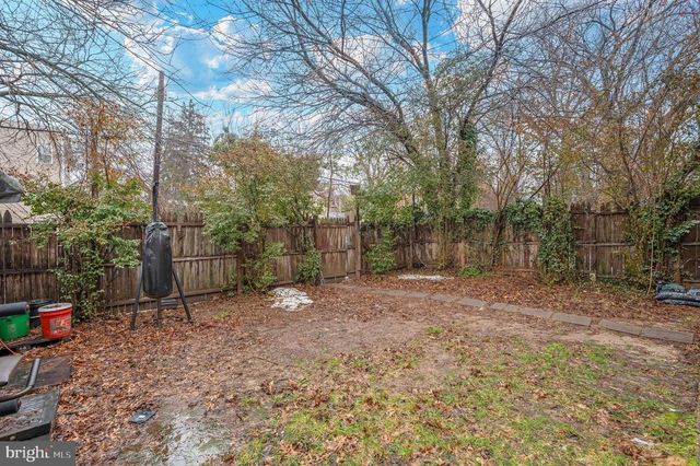 4208 FOOTE ST NE, Washington, DC 20019