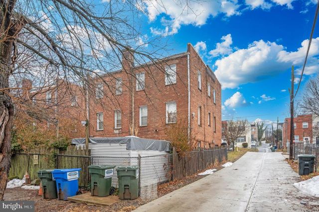 4208 FOOTE ST NE, Washington, DC 20019