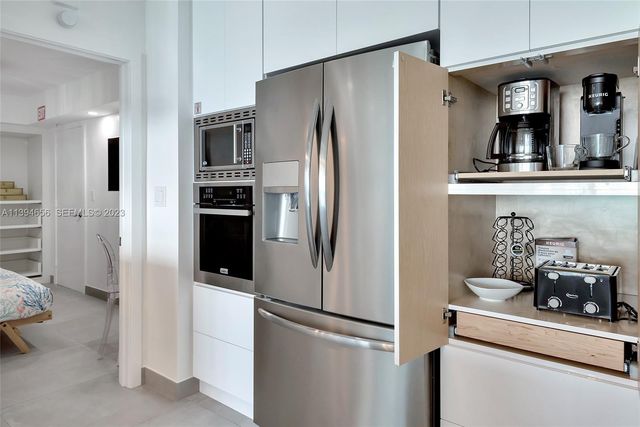 4001 S Ocean Drive 14H, Hollywood, FL 33019