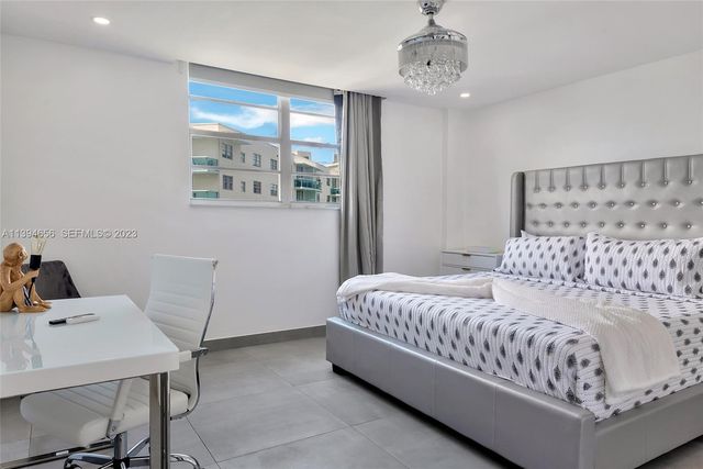 4001 S Ocean Drive 14H, Hollywood, FL 33019