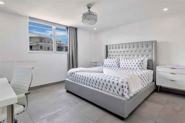 4001 S Ocean Drive 14H, Hollywood, FL 33019