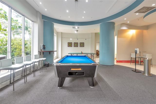 4001 S Ocean Drive 14H, Hollywood, FL 33019