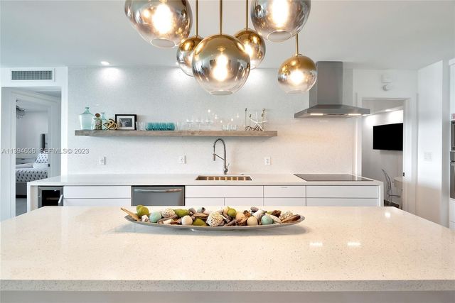 4001 S Ocean Drive 14H, Hollywood, FL 33019