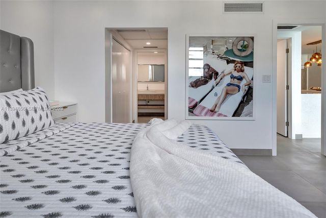 4001 S Ocean Drive 14H, Hollywood, FL 33019
