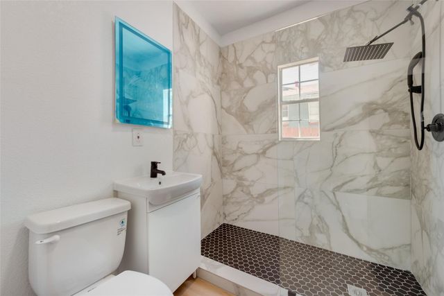506 N Lancaster Avenue 506A, Dallas, TX 75203