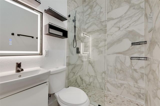 506 N Lancaster Avenue 506A, Dallas, TX 75203