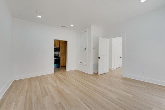 506 N Lancaster Avenue 506A, Dallas, TX 75203