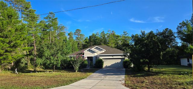 64 VILLAGE CENTER DRIVE, Homosassa, FL 34446