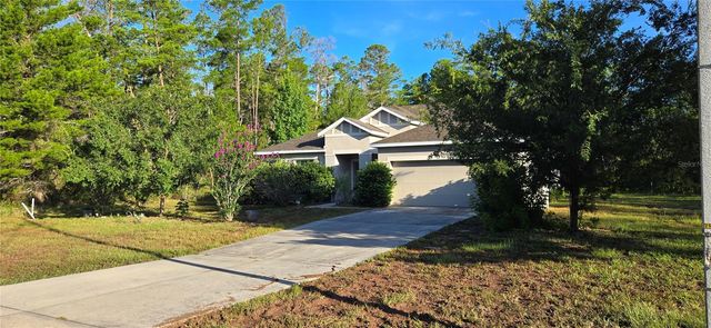 64 VILLAGE CENTER DRIVE, Homosassa, FL 34446