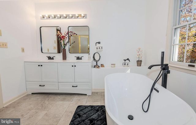 621 WOOD LOT TRAIL RD, Annapolis, MD 21401