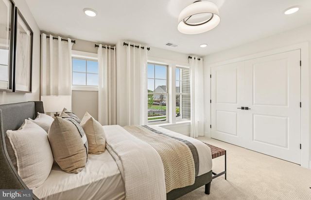 15494 EMERALD WAY, Haymarket, VA 20169