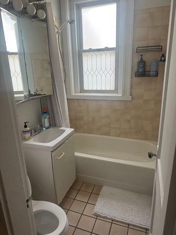 9 Colborne Road 11, Boston, MA 02135