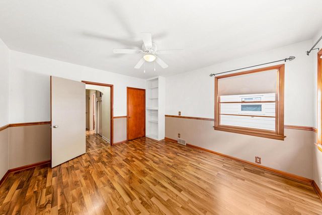 1972 S 90th STREET, West Allis, WI 53227