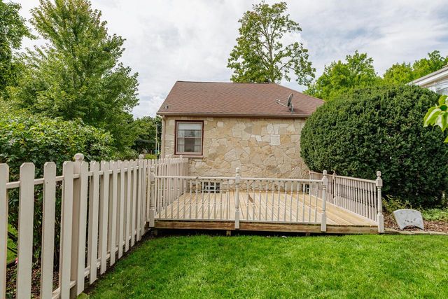 1972 S 90th STREET, West Allis, WI 53227