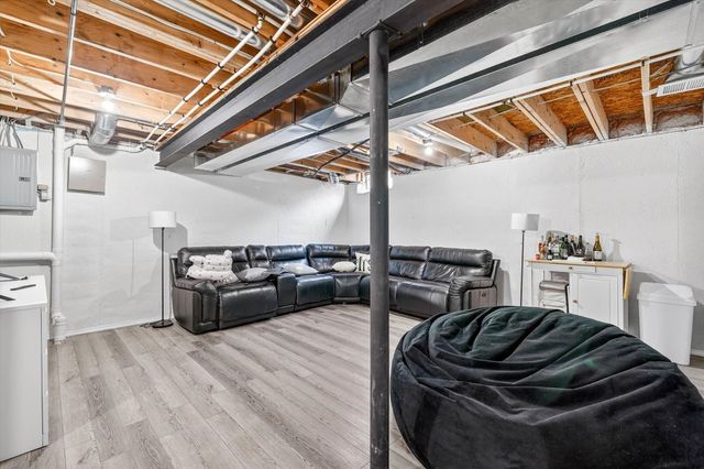 20719 Ashford Drive, Macomb Twp, MI 48044