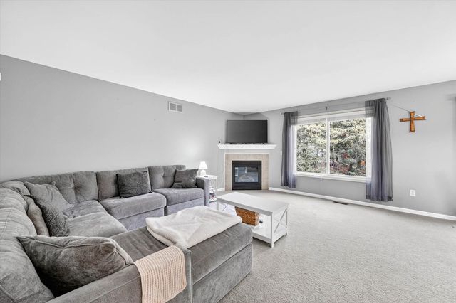 20719 Ashford Drive, Macomb Twp, MI 48044