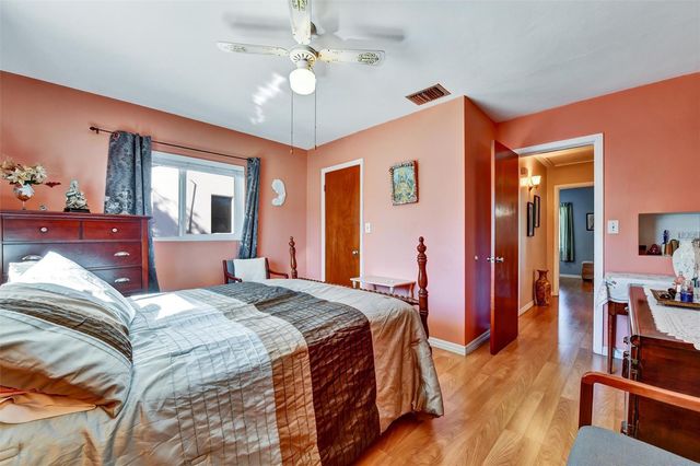 1119 DREW STREET, Clearwater, FL 33755