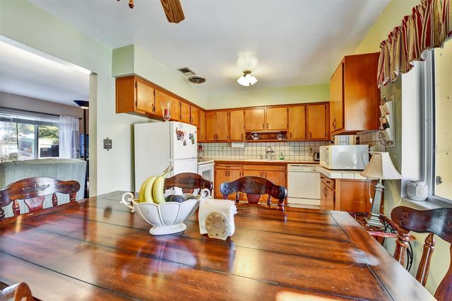 1119 DREW STREET, Clearwater, FL 33755