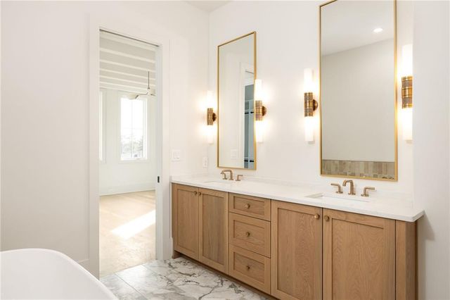 10931 Serenbe Lane, Chattahoochee Hills, GA 30268