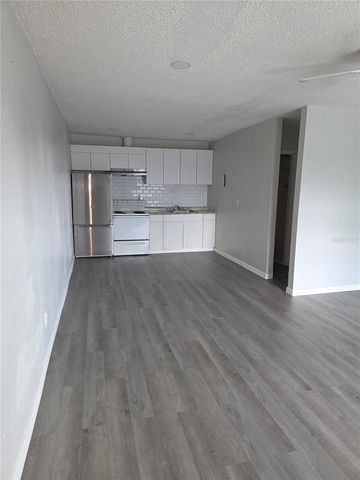 2440 25TH STREET N Apt 1, St Petersburg, FL 33713