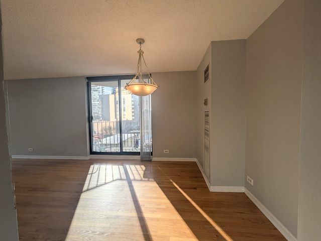 70 W HURON Street 503, Chicago, IL 60654