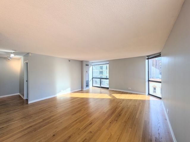 70 W HURON Street 503, Chicago, IL 60654