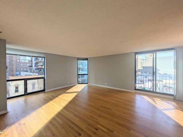 70 W HURON Street 503, Chicago, IL 60654